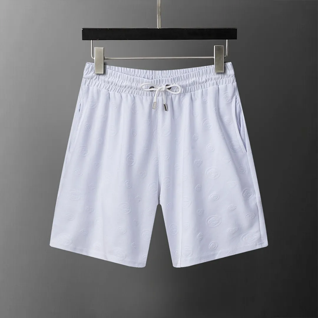 29108# New Arrival casual shorts from the 2026 spring and summer official website, full of jacquard fabric, handsome, comfortable fabric, rigorous workmanship and neat wiring. Good upper body effect·Sizes M-3XL White